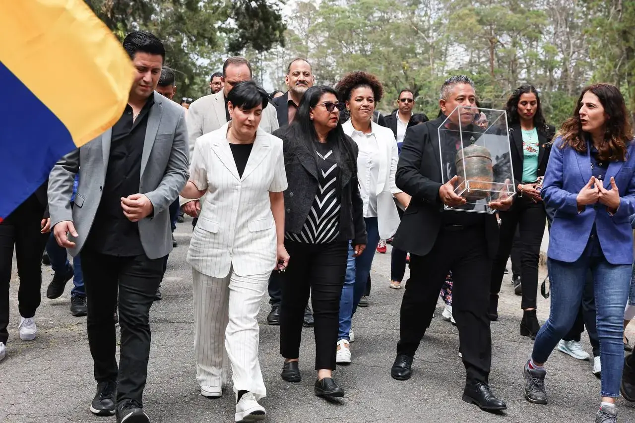 Recorrido con equipo técnico y comunidad