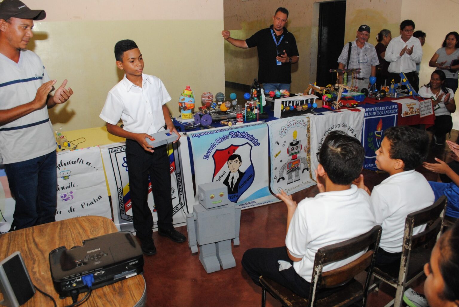 Estudiantes de Yaracuy demuestran sus capacidades innovadoras. Fotos Fundacite Yaracuy