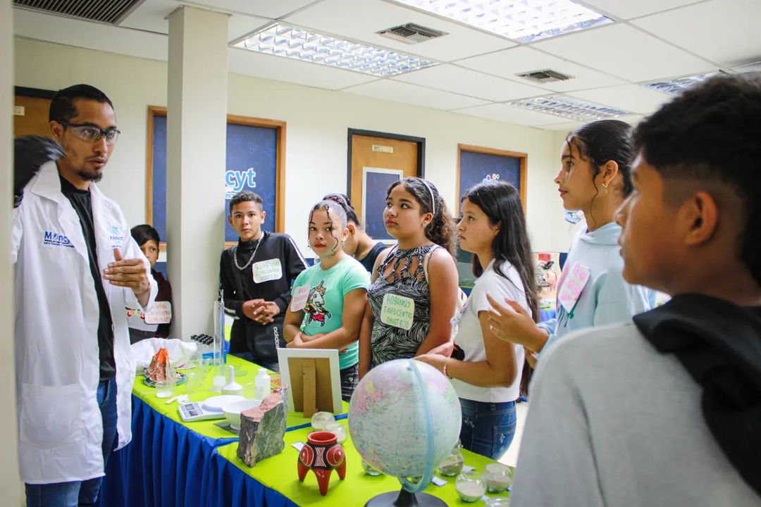 Un total de 38 niños y niñas visitaron este lunes, la Sala de Ciencias “Dra. Anamaría Font”. Fotos Fundacite Lara