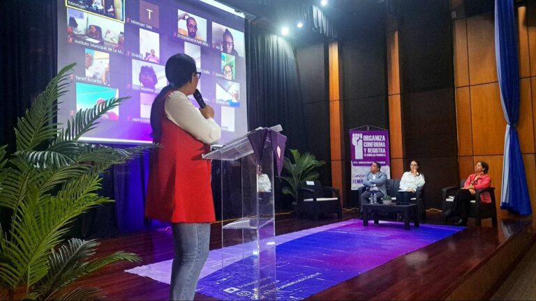 Realizan foro sobre salud sexual y reproductiva en el Mincyt