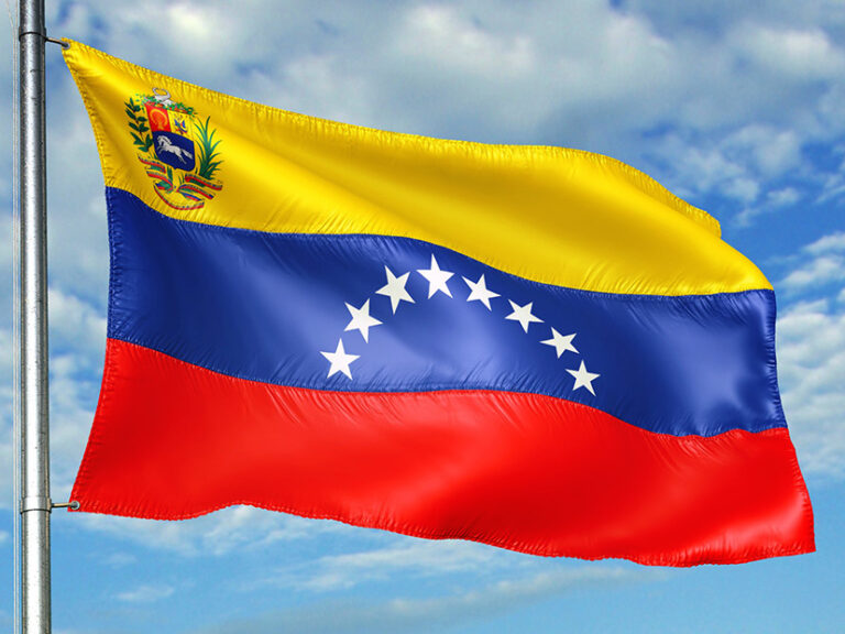 Venezuela rechaza pretensiones de EE. UU. de promover ofertas de financiamiento para formación académica bajo una oficina fantasma