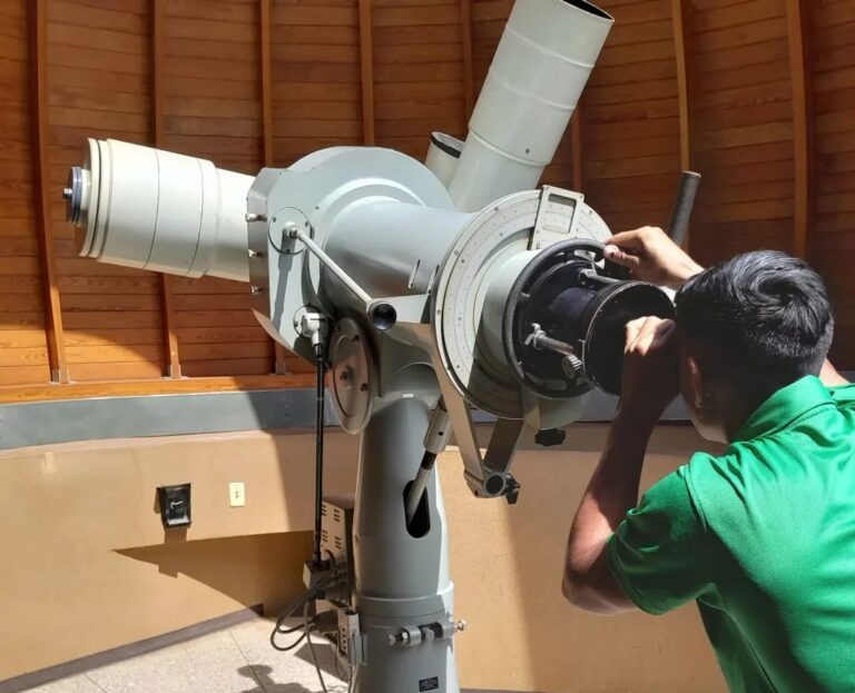 Fundacite Zulia y LUZ realizan taller sobre Astronomía y Semilleros Científicos