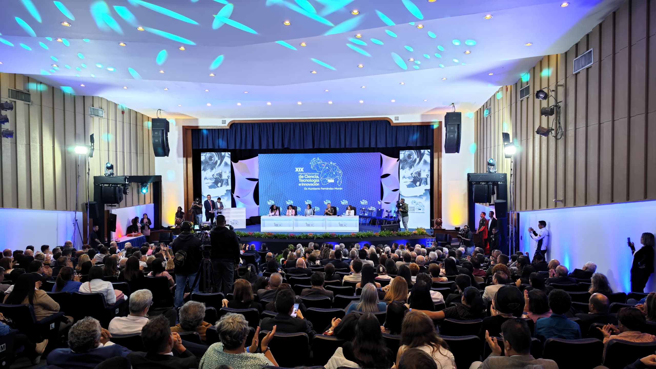 The 2023 National Science, Technology and Innovation Awards Ceremony was held successfully