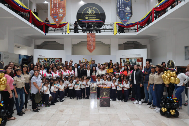 Ipostel conmemora 46 años de servicio postal y telegráfico y el primer año de apertura del museo al pueblo venezolano