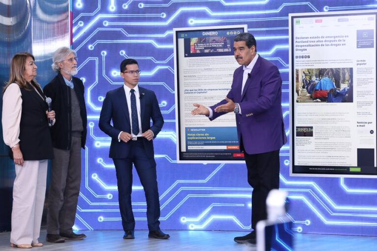 Presidente Maduro convoca a debatir alcance e influencia de las redes sociales en la juventud