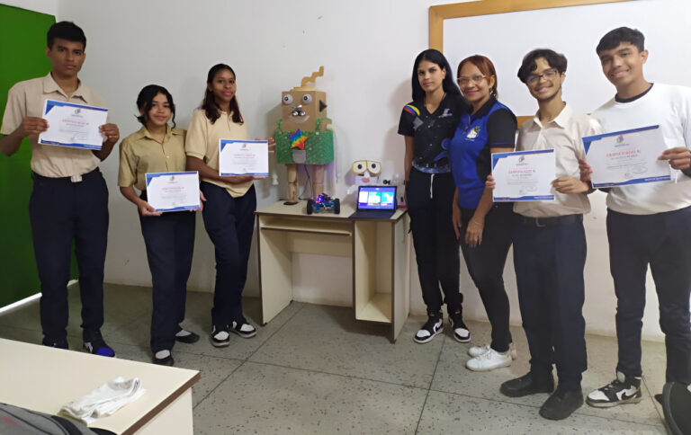 Fundación Infocentro impulsa formación de robótica educativa en Carabobo y Bolívar