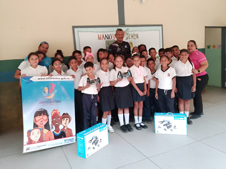 Niños y niñas del estado Bolívar fortalecen conocimientos en taller de robótica educativa