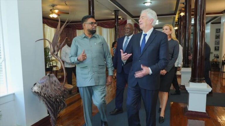 Venezuela denuncia visita del Director de la CIA a Guyana como amenaza a la paz regional