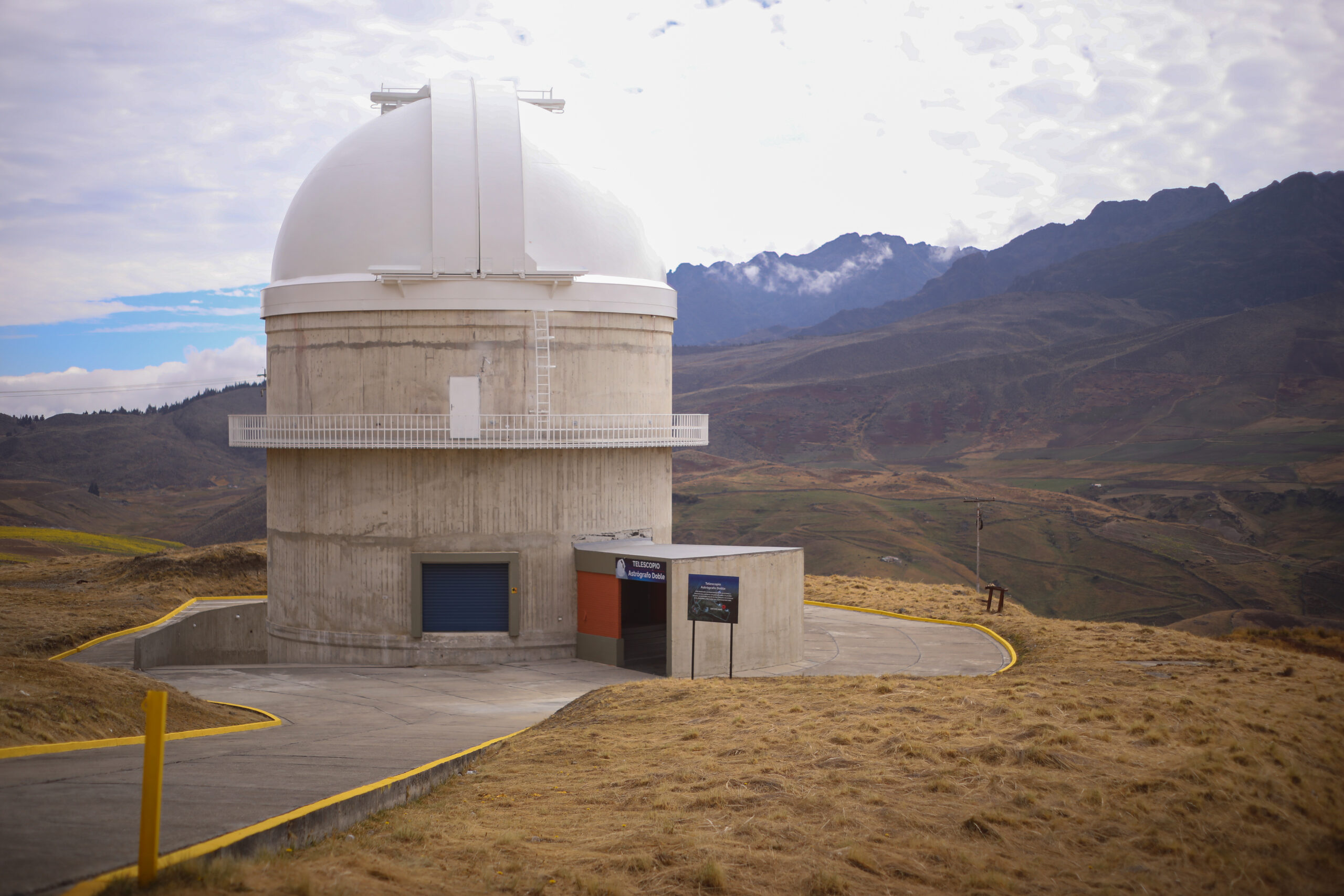 Más de 1.300 personas visitaron el Observatorio Astronómico Nacional en marzo