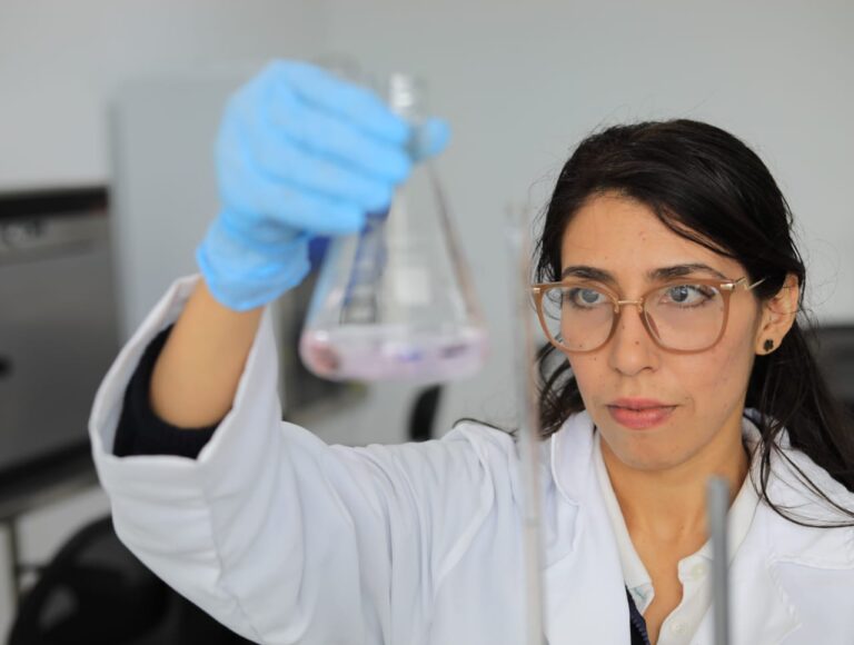 Venezuela promueve rol protagónico de la mujer en la ciencia para impulsar el desarrollo nacional