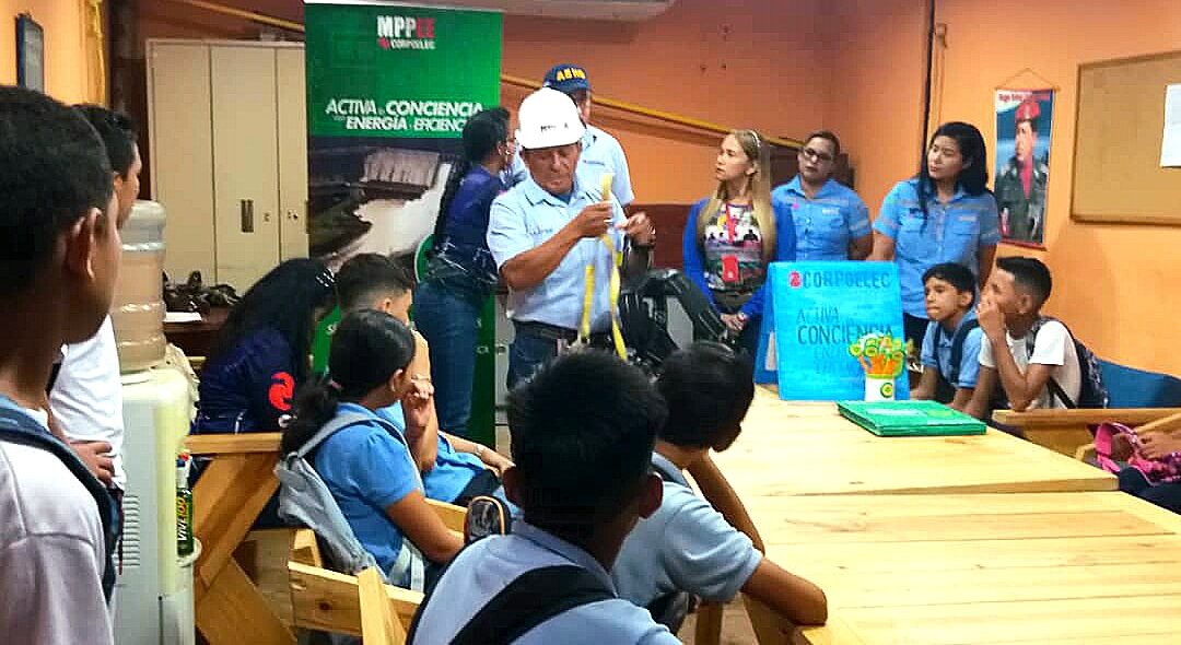 Estudiantes de Amazonas conocen funcionamiento del Sistema Eléctrico Nacional