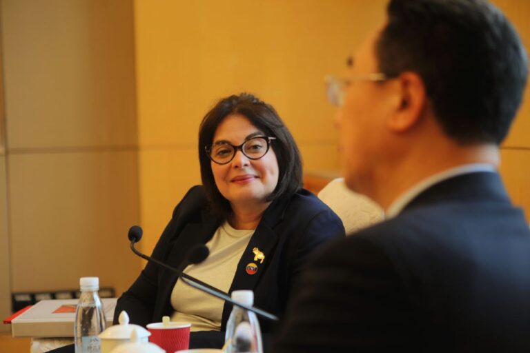 Vicepresidenta sectorial Gabriela Jiménez Ramírez realiza balance de agenda científico-tecnológica entre Venezuela y China