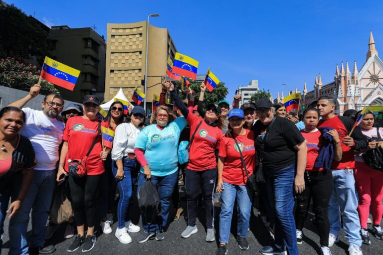 Pueblo Venezolano conmemora la victoria del 13 de abril de 2002