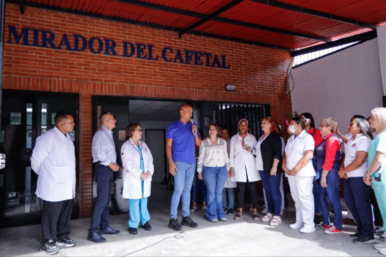 Gobierno Nacional inspecciona trabajos de rehabilitación del CDI Mirador del Cafetal en Miranda