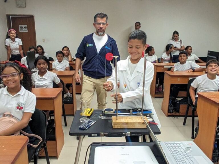 En Portuguesa y Sucre exploran el maravilloso mundo de las ciencias