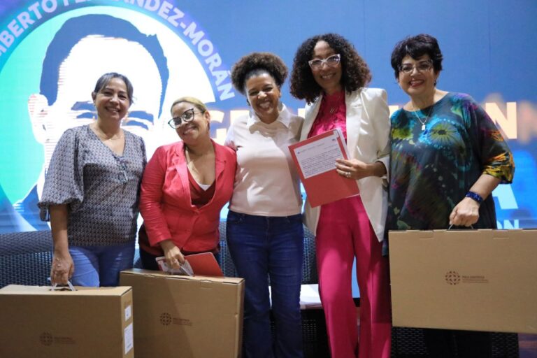 Continúa entrega de financiamiento para proyectos científicos-tecnológicos liderados por mujeres