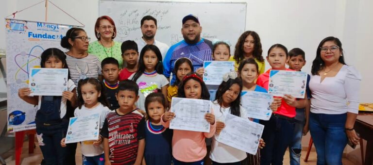 Niños y niñas de Amazonas refuerzan conocimientos en informática