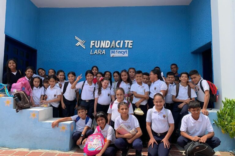 Ruta Científica Dra. “Anamaría Font” continúa formando a estudiantes de Lara