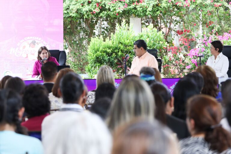 Vicepresidenta sectorial Gabriela Jiménez Ramírez destaca rol de las mujeres en el impulso de una ciencia descolonial