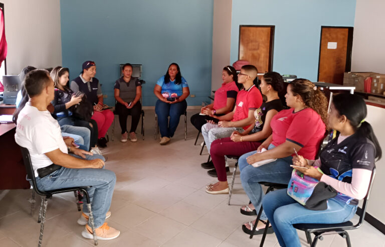 Infocentro Guárico coordina plan de acción para fortalecer programas educativos