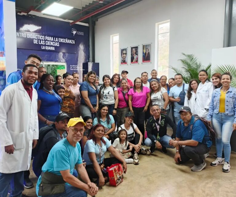Docentes participan en Ruta Científica del CDEC en La Guaira