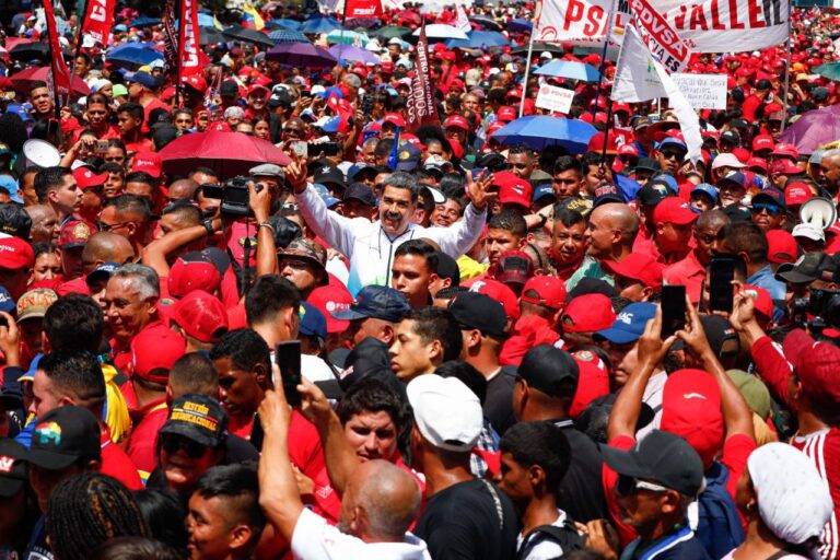 Fuerza trabajadora venezolana se moviliza por la paz y la prosperidad nacional