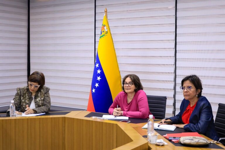 Vicepresidencia sectorial de Ciencia, Tecnología, Educación y Salud revisa agendas técnicas de trabajo para llevar bienestar a los venezolanos