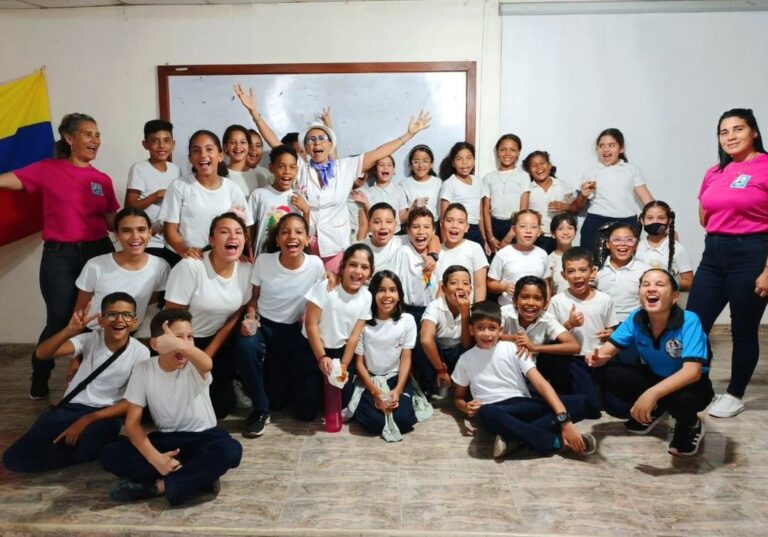 Ruta Marina fortalece conocimientos de estudiantes de Sucre