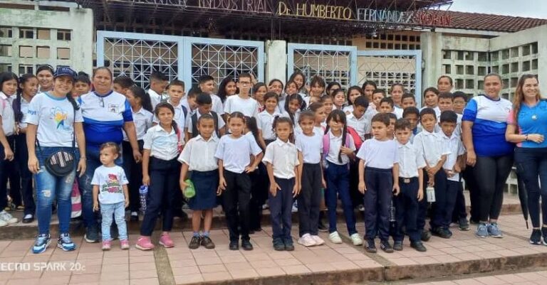 Estudiantes de Guárico aprenden sobre ciencia y tecnología en la E.T.I “Dr. Humberto Fernández Morán”