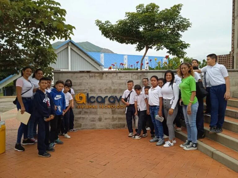 Estudiantes de Guárico exploran el mundo de la tecnología en visita al Centro de Sistemas Tecnológicos Alcaraván
