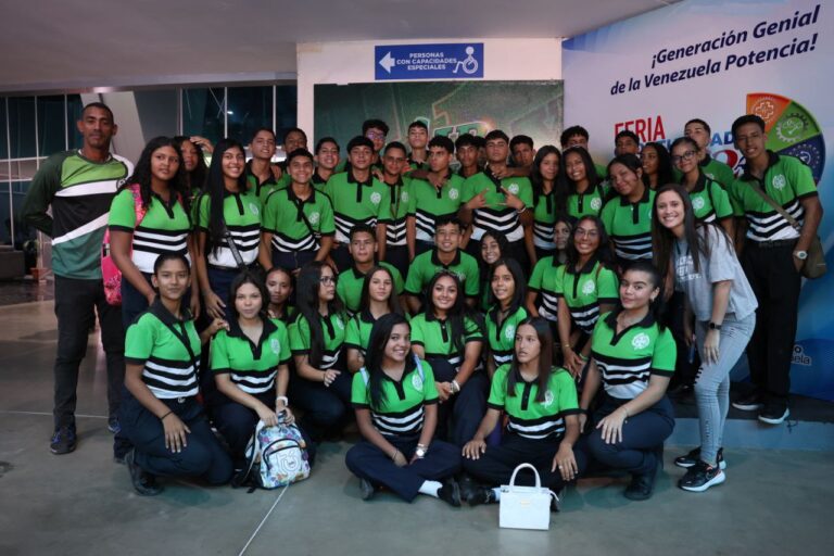 Instalada Feria Oportunidades de Estudios 2024 en La Guaira 