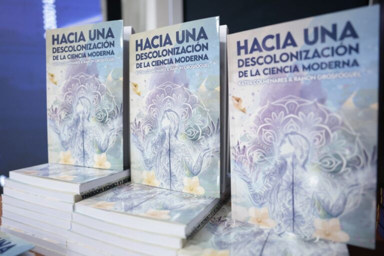 Mincyt presentó tres obras literarias que impulsan el desarrollo cultural y científico del país