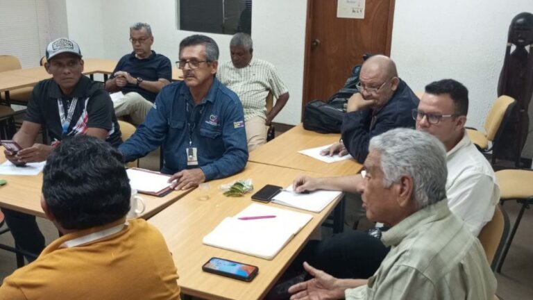 Productores agrícolas de Bolívar reciben orientación técnica para control y prevención de dragón amarillo