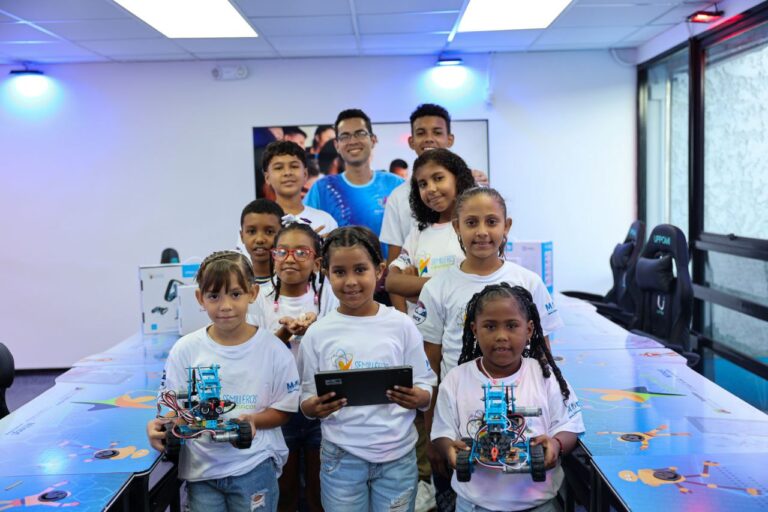 Gobierno Bolivariano inaugura Mega Núcleo de Robótica en el sector Barrio Arriba Castillejo de Guatire
