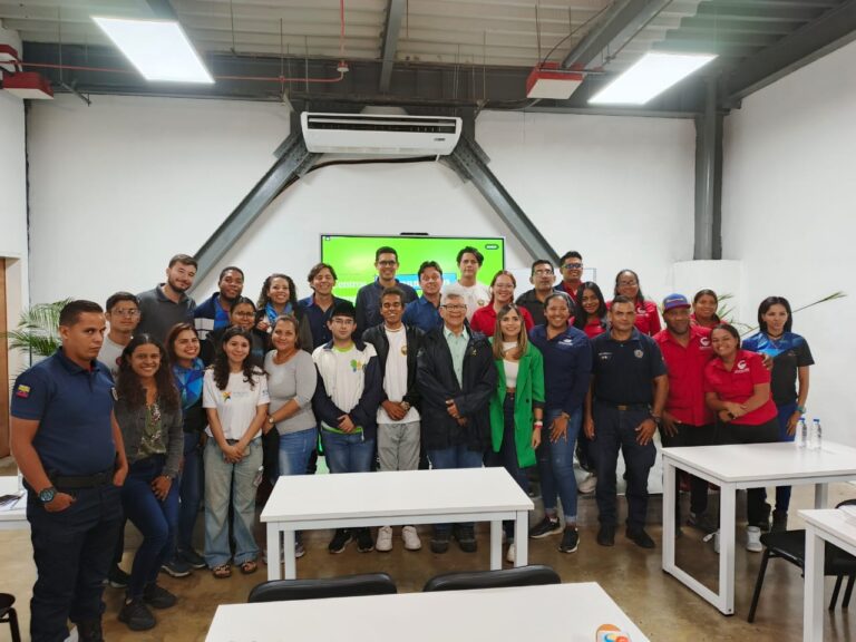 Realizan taller formativo sobre reciclaje de aparatos eléctricos y electrónicos en La Guaira
