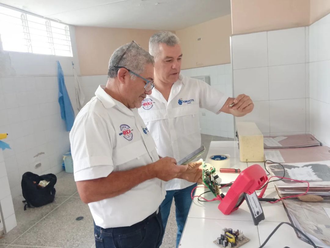 Cayapa Heroica Lara avanza en la reparación de equipos médicos en el CDI Bararida