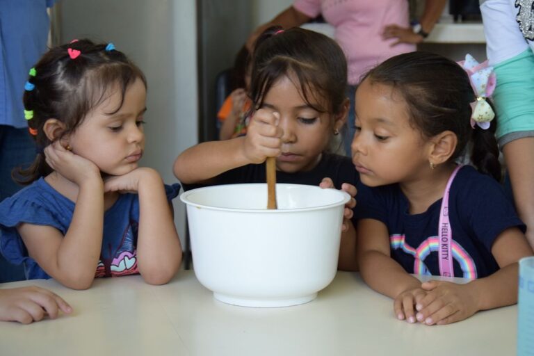 Galletas y experimentos: La ciencia al alcance de los más pequeños en Yaracuy