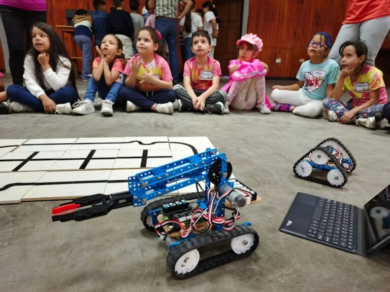 Fundacite Mérida abrió sus puertas a niños y niñas para el aprendizaje de las ciencias en vacaciones