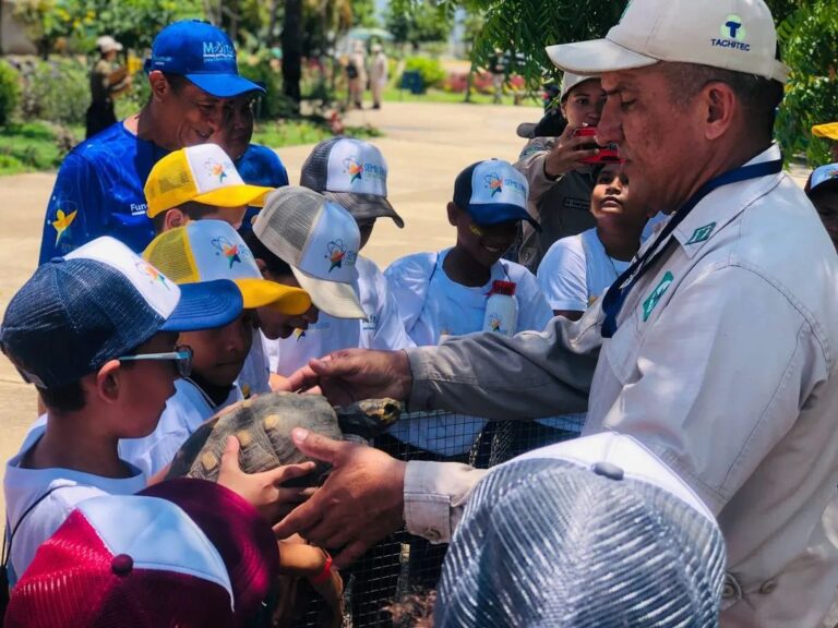 Semilleros Científicos exploran el Parque Andrés Eloy Blanco de Puerto La Cruz