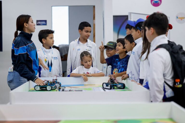 Ministra Gabriela Jiménez Ramírez destaca importancia de la enseñanza de las ciencias a temprana edad