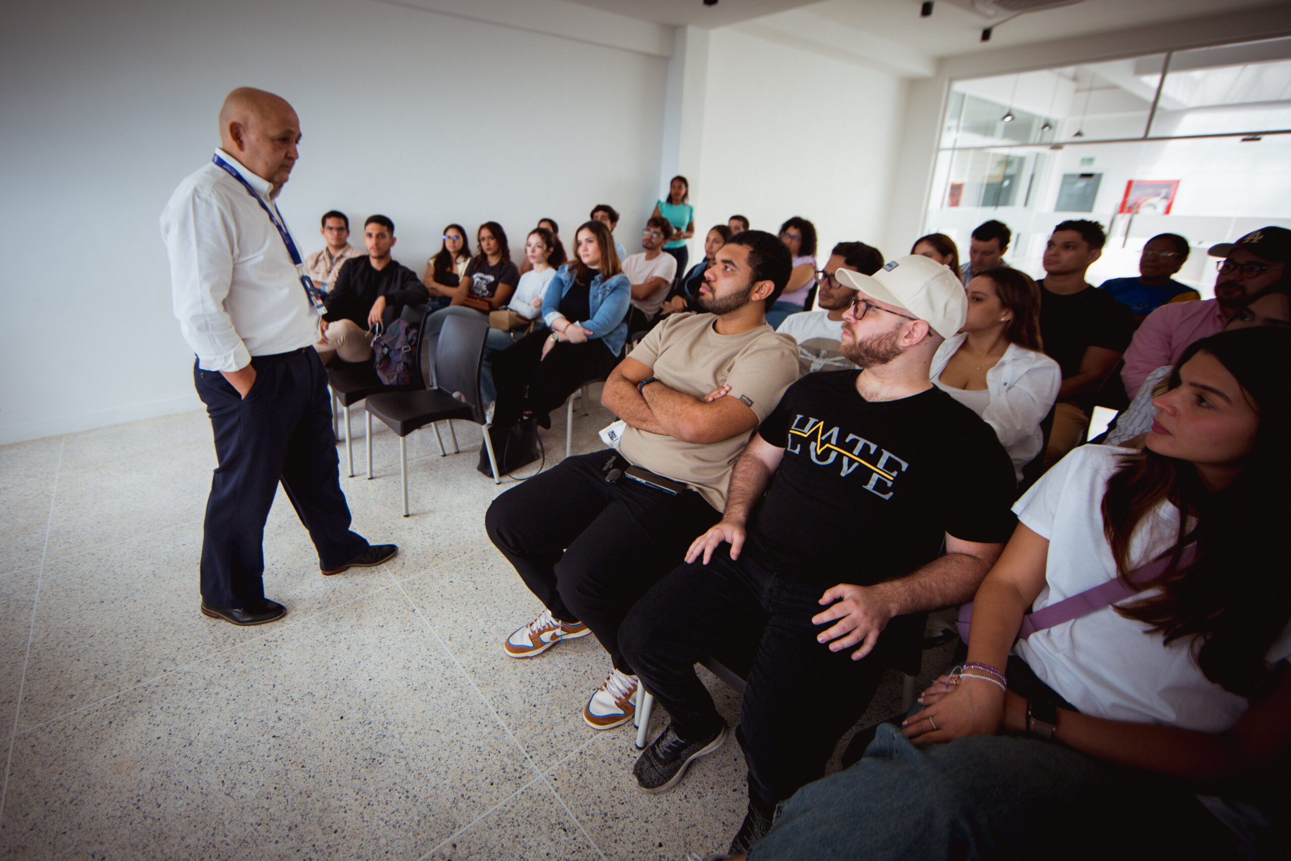 Estudiantes de medicina conocieron ofertas académicas que ofrece el Centro de Estudios Avanzados del IVIC