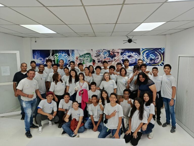 Semilleros Científicos de Falcón celebran éxito del Plan Vacacional de robótica educativa