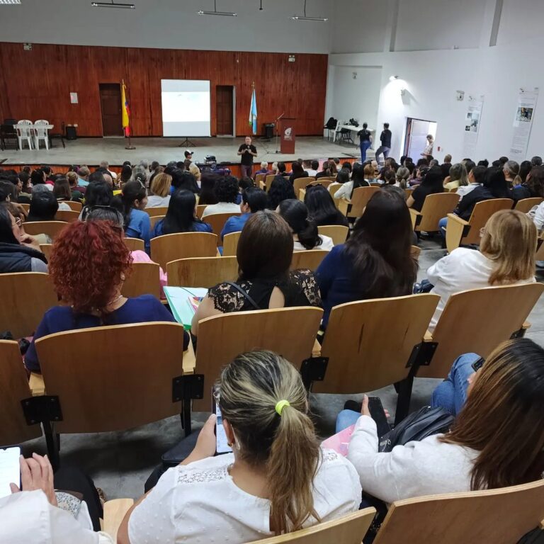 Fundacite Mérida acompaña capacitación docente para atender a estudiantes diagnosticados con Trastorno del Espectro Autista