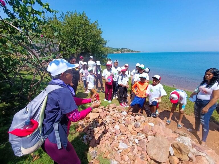 Semilleros científicos de La Guaira y Sucre adquieren nuevas habilidades en vacaciones