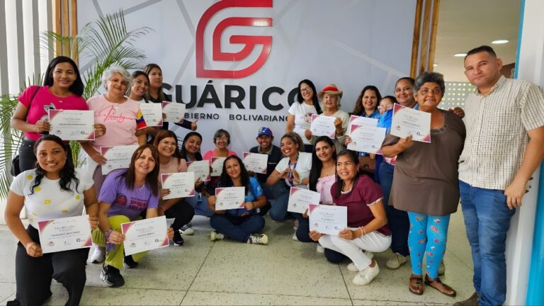 Guárico | Infocentro dicta el taller “Mujer Empoderada: enfrentando desafíos emocionales y tecnológicos con actitud positiva”