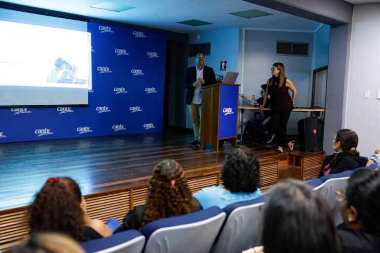 Mincyt ofrece taller sobre herramientas para el manejo asertivo de las emociones y conductas de niños y adolescentes