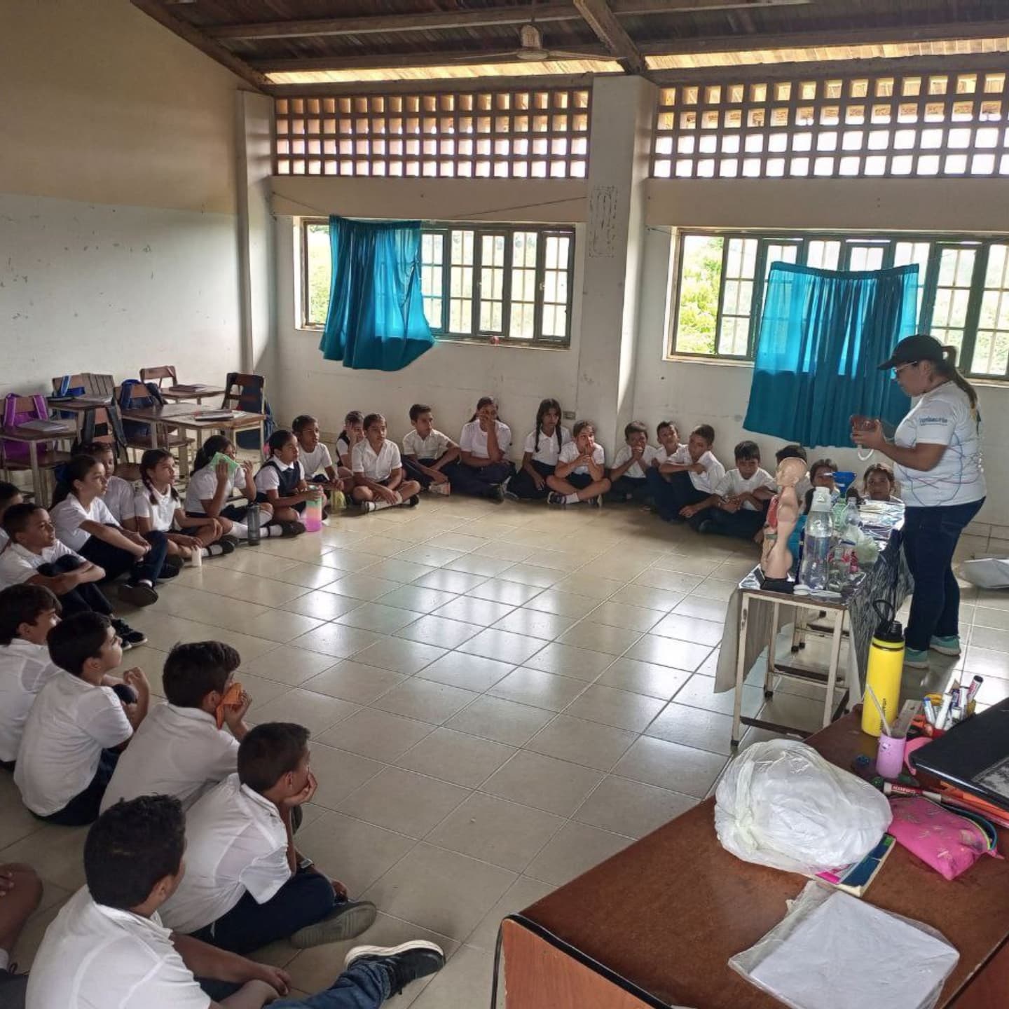 Semilleros Científicos protagonizan jornada educativa en Nueva Esparta