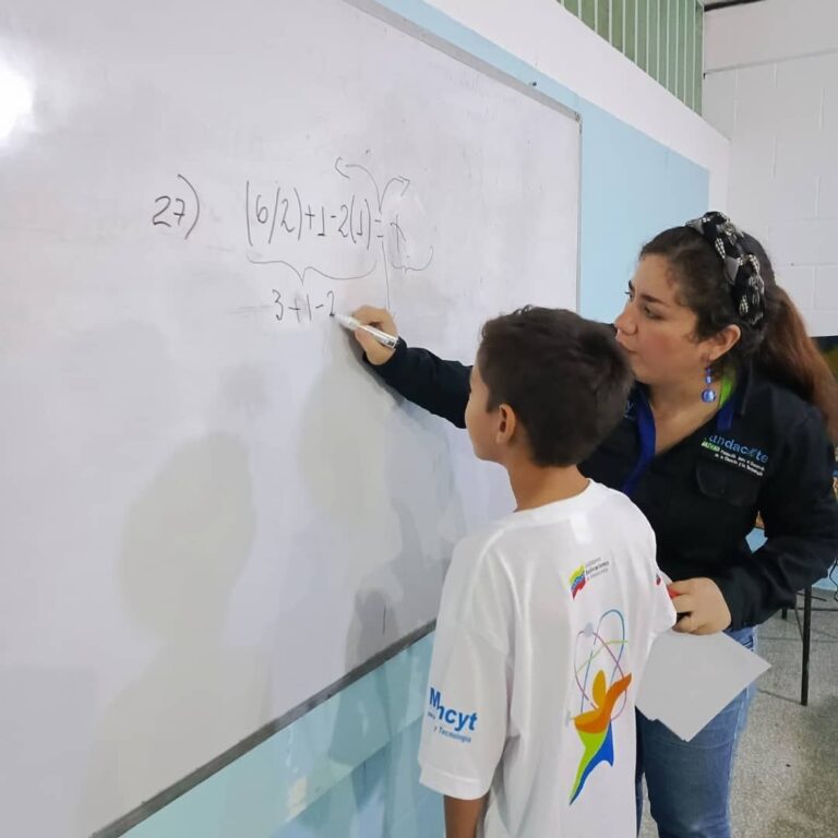 Fundacite promueve aprendizaje de las ciencias en estudiantes de Bolívar