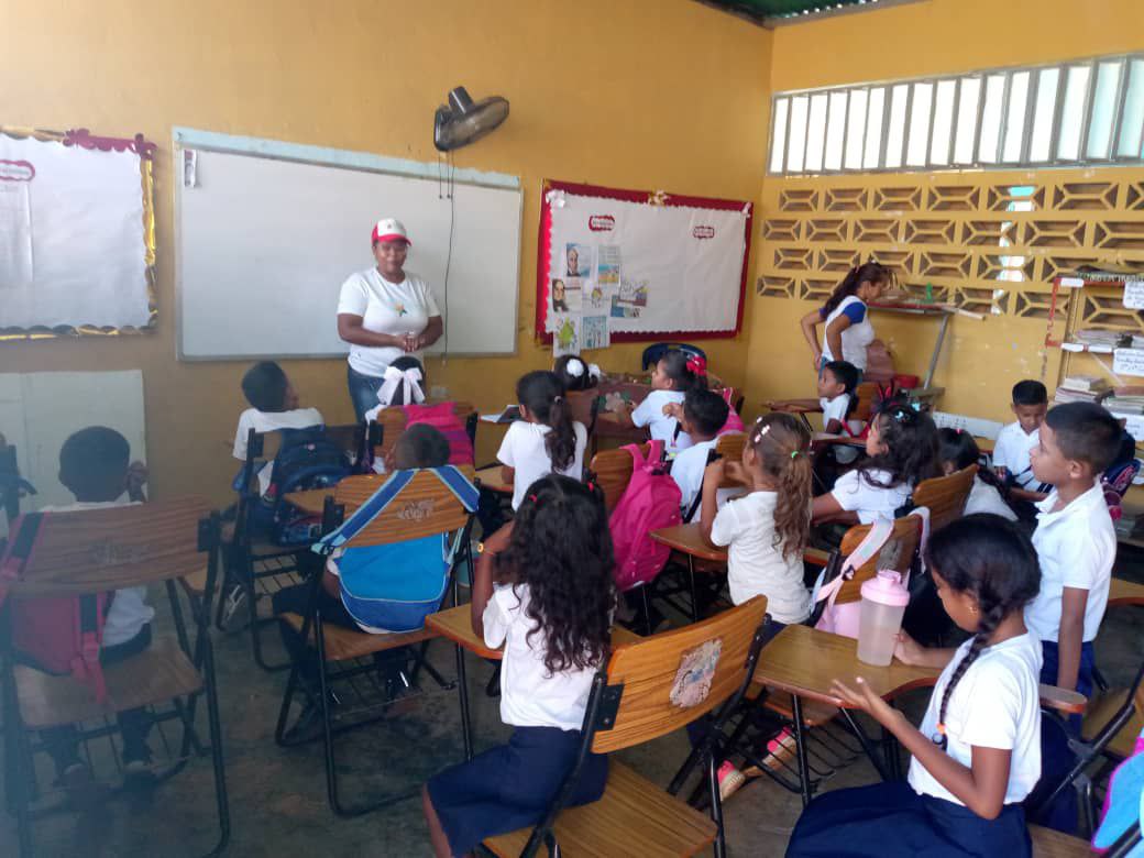 Estudiantes de Cojedes aprenden sobre el uso de plantas medicinales