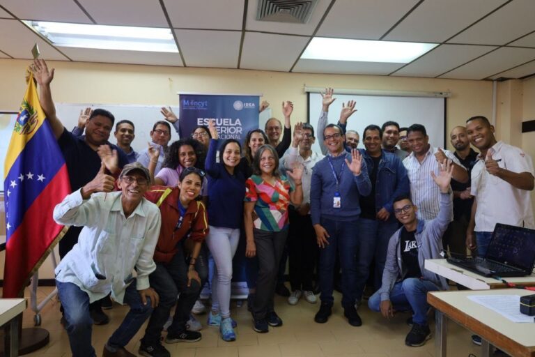 ESI y Cendit realizan clase inaugural del Programa Nacional de Formación Avanzada en Telecomunicaciones